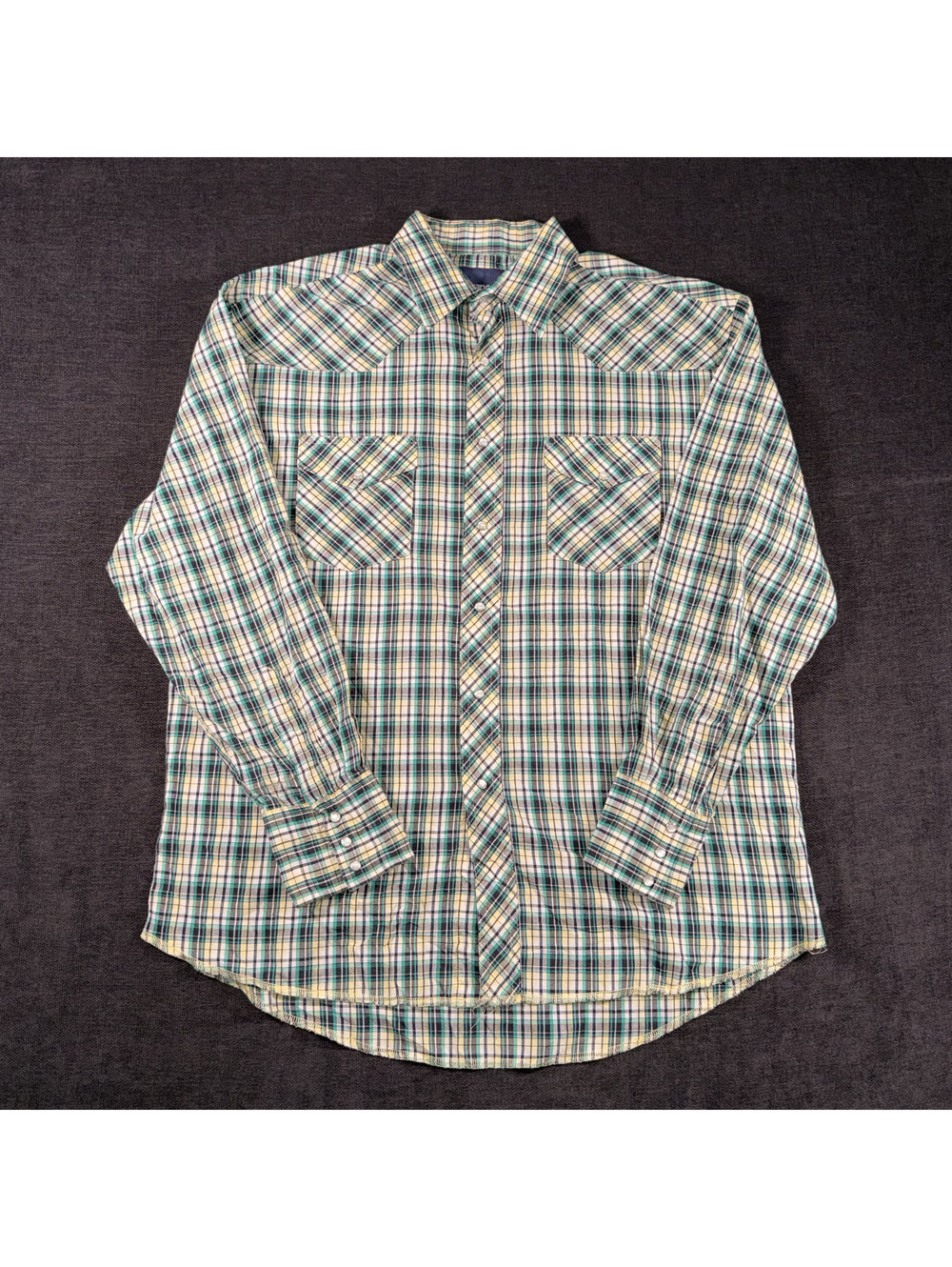 Wrangler Men's Long Sleeve Plaid Western Shirt